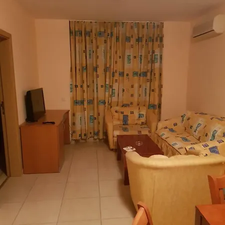 в4-3, Ashton Hall Apartment Sunny Beach